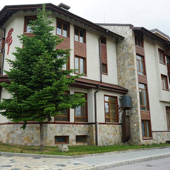 evelina-palace-bansko-exterior