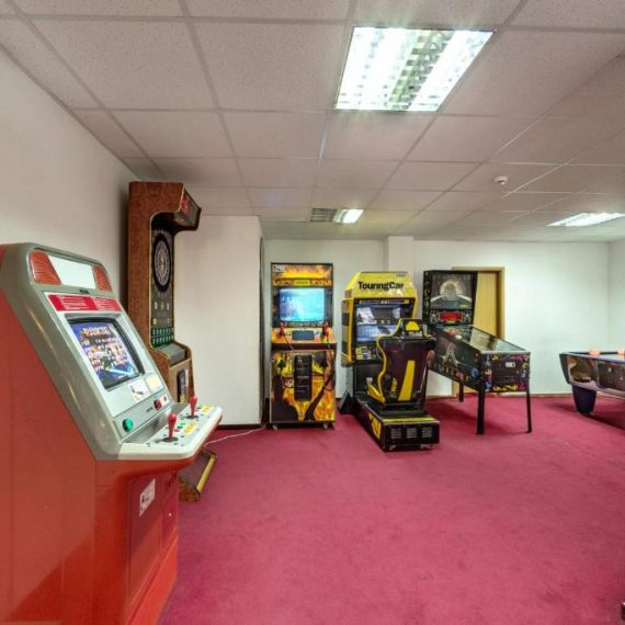 grand-royale-hotel-bansko-games