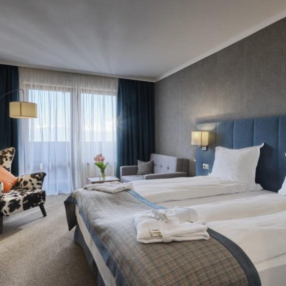 ivan_rilsky_double_room_main_building