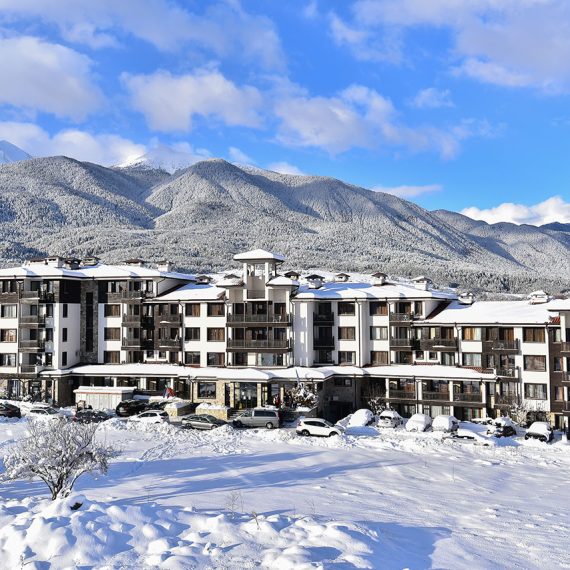 st-george-bansko-hotel-exterior-2